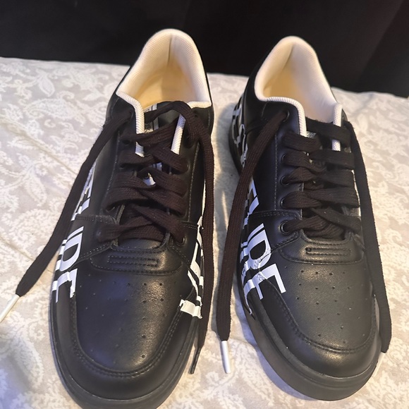 Versace Jeans Couture Logo-printed leather sneakers - Picture 3 of 7